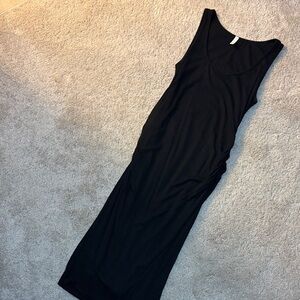Sleeveless Black Ribbed Maternity Dress